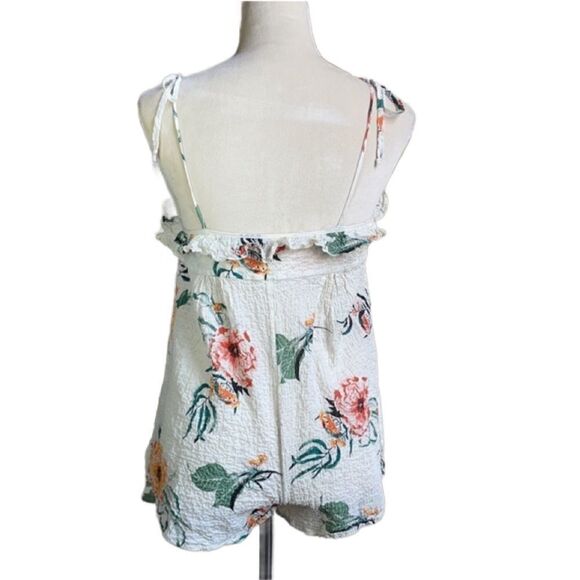 Urban Outfitters Lightweight Floral Romper w/Ties on Shoulders (Size: XS) - Picture 4 of 16